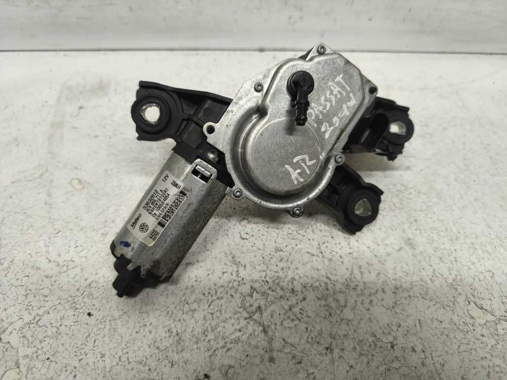 MOTEUR ESSUIE GLACE ARRIERE VW PASSAT B7 VARIANT 2010-2015 - Vue 2